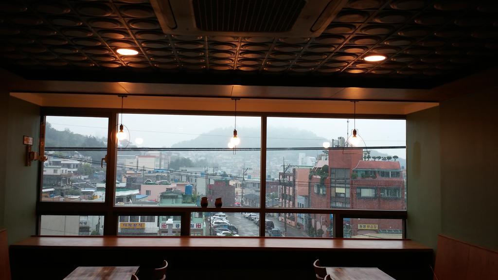 1004 Hostel Guesthouse Yeosu Exterior foto