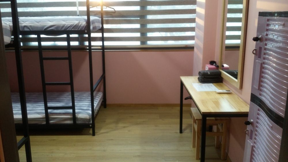 1004 Hostel Guesthouse Yeosu Exterior foto